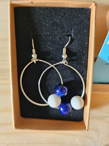 Boucles d'oreilles créole argent 925 et perles lapis lazuli et jade