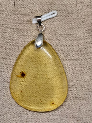 Pendentif  argent et ambre