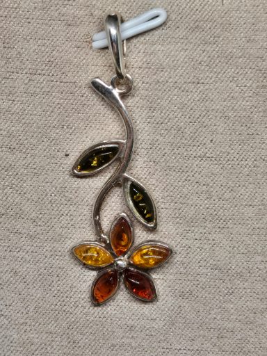 Pendentif fleur et tige argent et Ambre