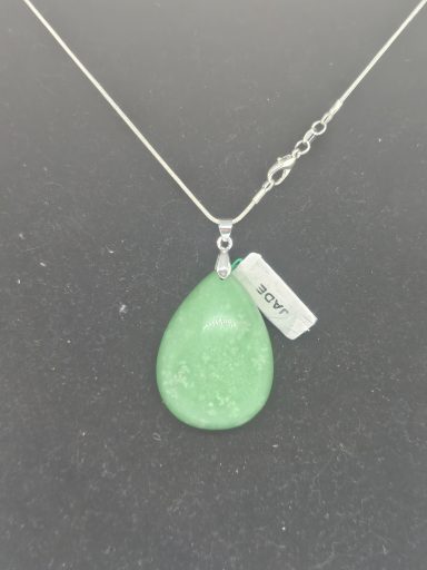 Pendentif en Jade et argent.