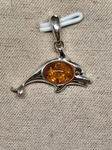 Pendentif Dauphin argent et Ambre