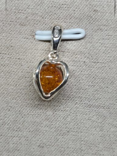 Pendentif  cœur argent et Ambre